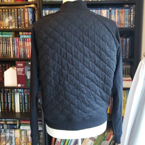Old navy quilted jacket - Picture 3 of 4
